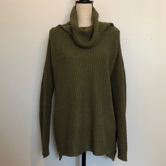 Forever  21 sweater green cold shoulder SZ L hi-lo EUC cowl neck turtleneck - Picture 1 of 7